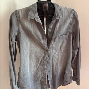 Women’s Ombré Gray Denim button up Shirt M